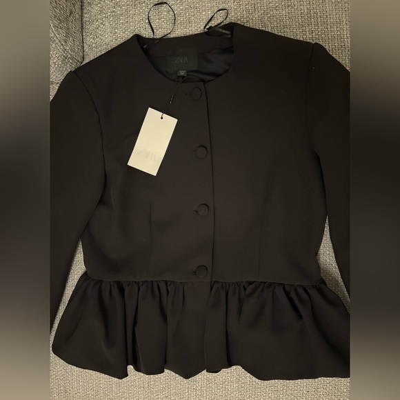 Zara Black Voluminous Hem Peplum Blazer – Size XL - Picture 9 of 14